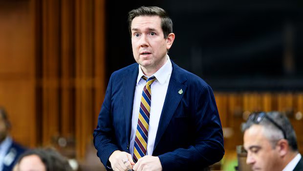 Liberal MP wants longer answers, fewer sound bites from question period Liberal MP wants longer answers, fewer sound bites from question period