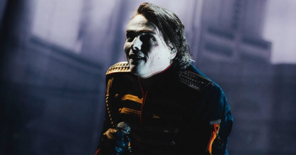 My Chemical Romance play “To The End” for first time in 20 years