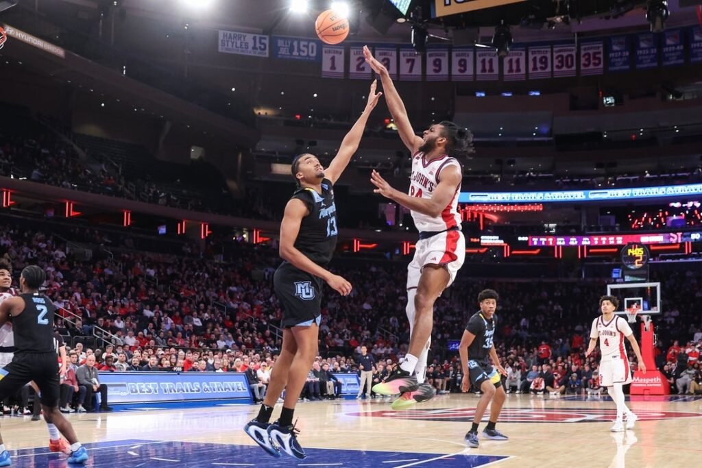 No. 17 St. John's carries record road winning streak to Marquette