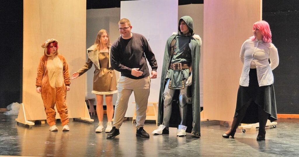 Personajes del Universo Marvel pueblan la obra del Upper Cape Tech Festival | Arte y entretenimiento Personajes del Universo Marvel pueblan la obra del Upper Cape Tech Festival | Arte y entretenimiento