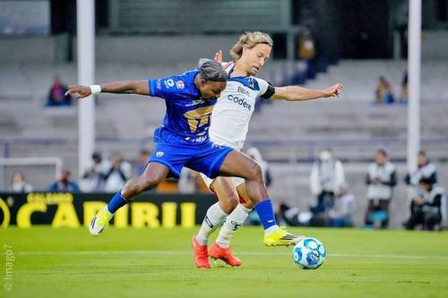 Pumas se mantiene invicto y despierta la ilusión en CU Pumas se mantiene invicto y despierta la ilusión en CU