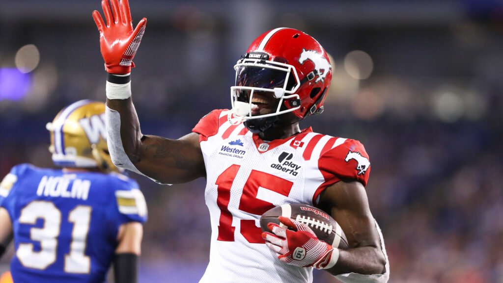 Receiver Dominique Rhymes announces retirement