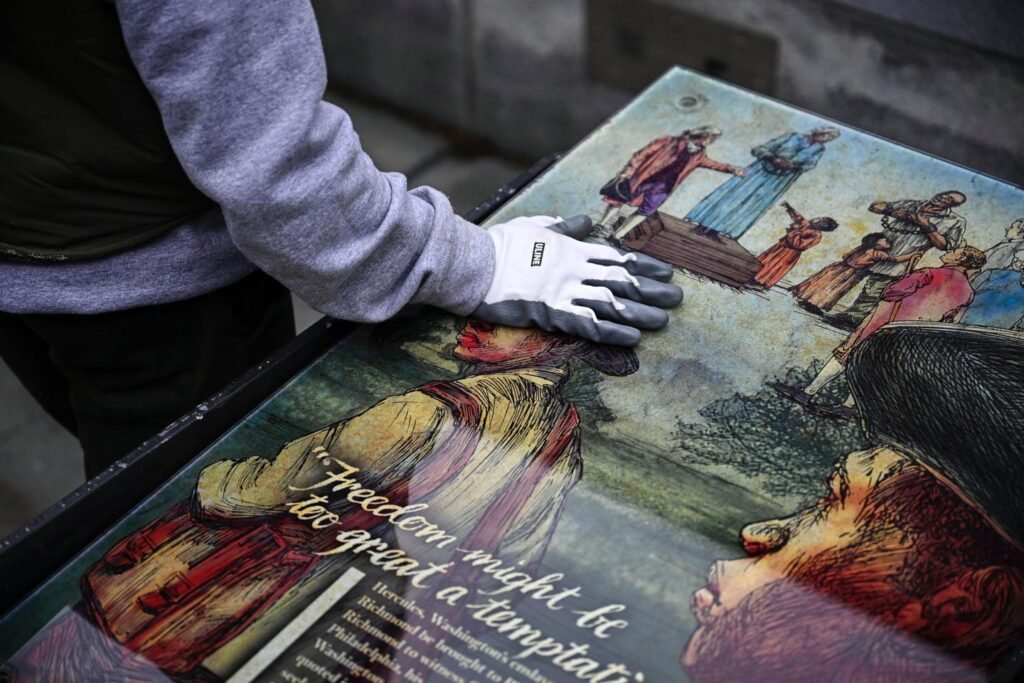 Slavery exhibit returned to Philadelphia's Independence Mall