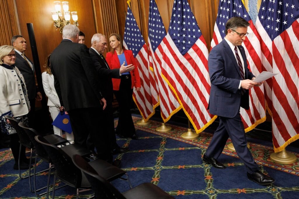 Supreme Court ruling offers little relief for Republicans divided on Trump's tariffs