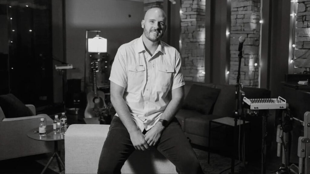 THOMASON anuncia un nuevo EP profundamente personal ‘White Van’ – Celebrity Land THOMASON anuncia un nuevo EP profundamente personal ‘White Van’ – Celebrity Land