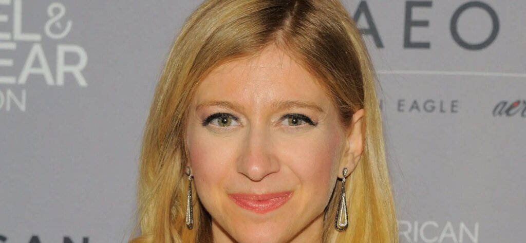 The View' Guest Host Pulls Back the Curtains on Workings of Show