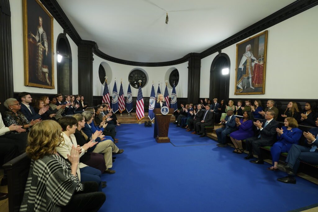 The state of the Democratic Party is … split The state of the Democratic Party is … split