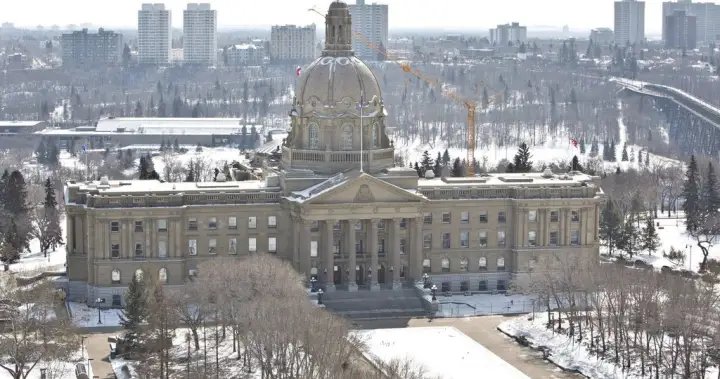 Thousands of Alberta government employees return to offices as hybrid work plan ends Thousands of Alberta government employees return to offices as hybrid work plan ends