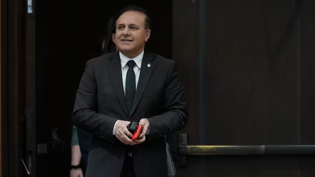 Treasury board president on 4 days a week: ‘I think we’ll have enough space’ Treasury board president on 4 days a week: 'I think we'll have enough space'