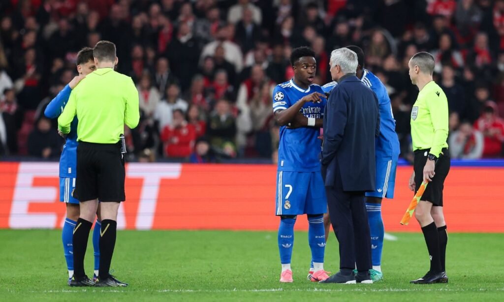 Vinicius Junior angry with Jose Mourinho after racism incident Vinicius Junior angry with Jose Mourinho after racism incident