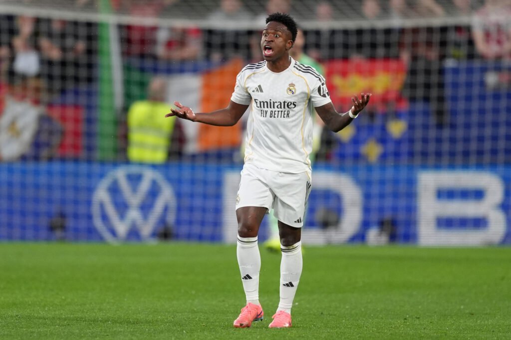 Vinicius scores again amid struggles
