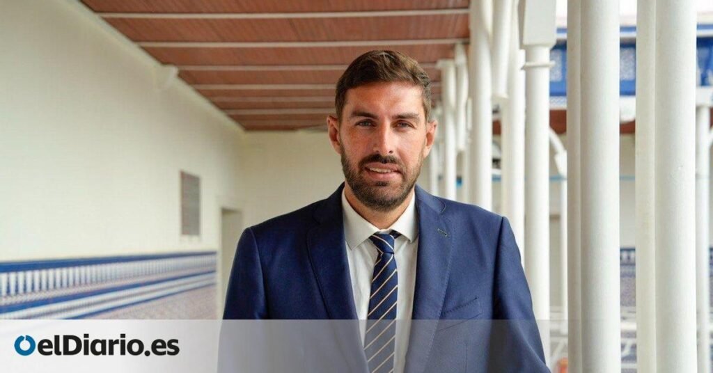 dimite en bloque la cúpula regional para forzar la caída de Antelo