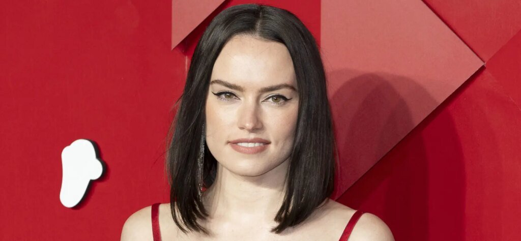 ‘Star Wars’ Alum Daisy Ridley Provides Cryptic New Filming Update ‘Star Wars’ Alum Daisy Ridley Provides Cryptic New Filming Update