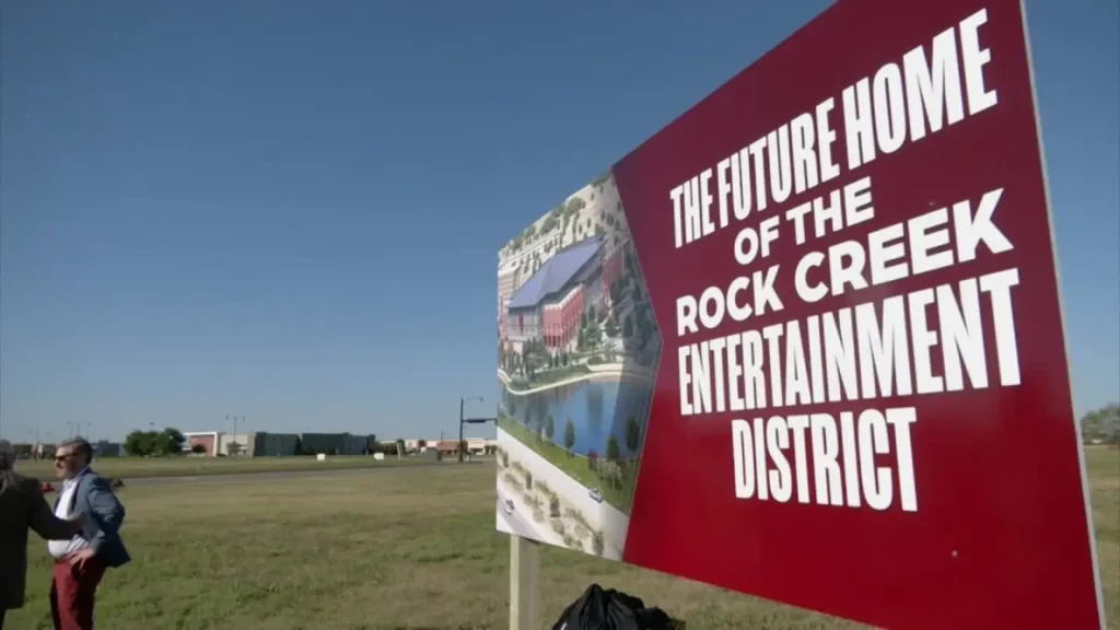 $50 millones en fondos aprobados para el Distrito de Entretenimiento Norman Rock Creek – Celebrity Land $50 millones en fondos aprobados para el Distrito de Entretenimiento Norman Rock Creek – Celebrity Land