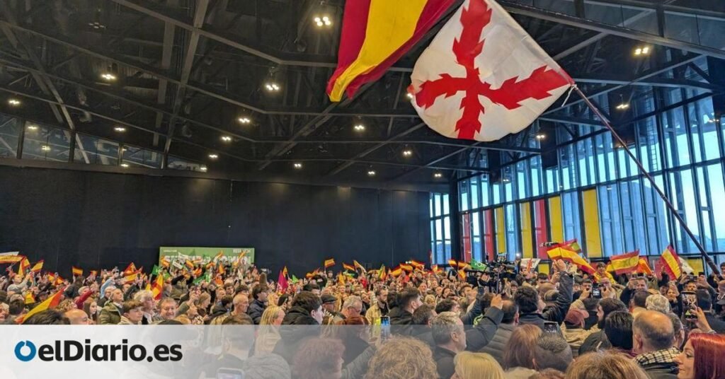 Abascal condiciona negociar con Mañueco a que se disculpe por decir que a Vox le gustaría “tirar seres humanos al mar”