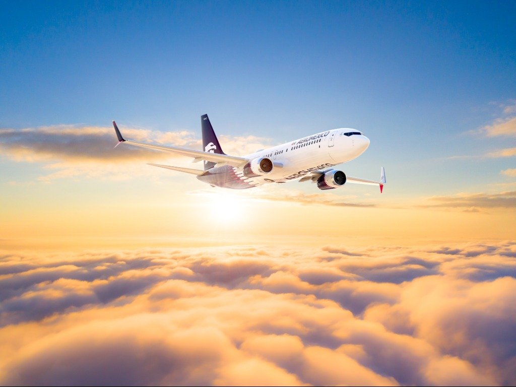 Aeromexico connecting Mexico with the world Aeromexico connecting Mexico with the world