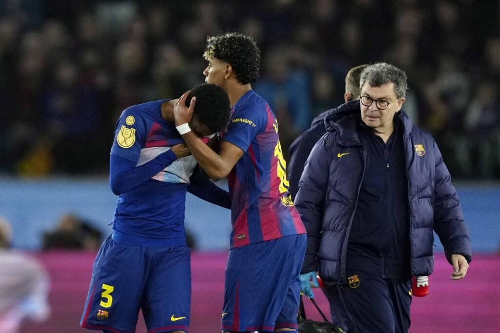 Barcelona draw up three-man shortlist to replace Alejandro Balde Barcelona draw up three-man shortlist to replace Alejandro Balde