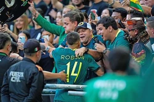 Bolivia remonta a Surinam y va por su pase mundialista Bolivia remonta a Surinam y va por su pase mundialista