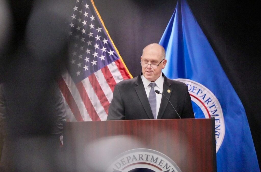 Border czar Tom Homan says TSA agents could get paid as soon as Tuesday