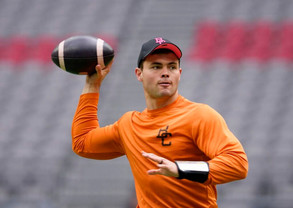 CFL M.O.P. Nathan Rourke to play in adult rec flag football league in preparation for Olympics