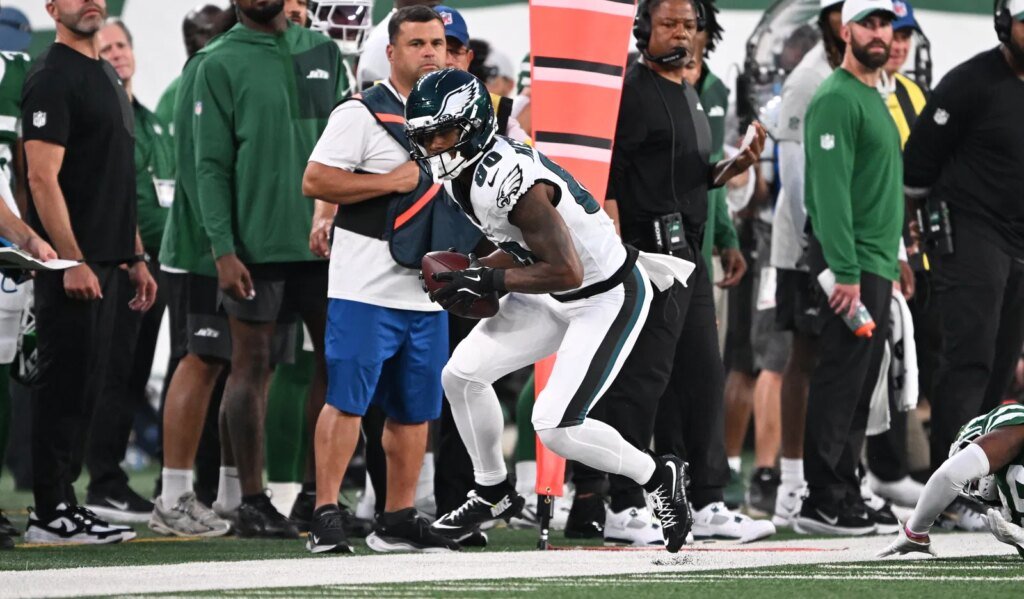 Canadian John Metchie III signs with Carolina Panthers, reunites with Bryce Young