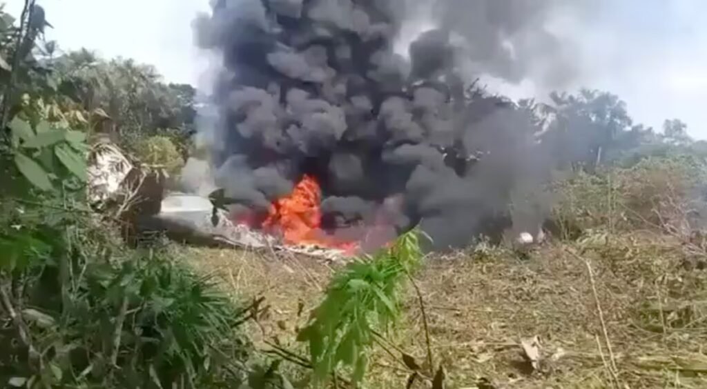 Colombian Air Force plane crashes with over 100 soldiers on board | International