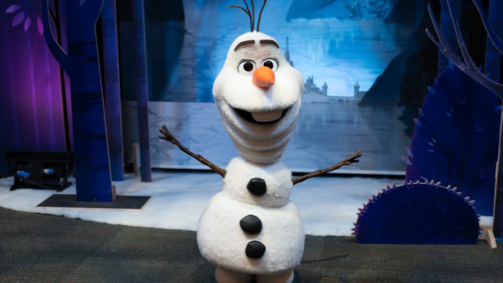 Conocimos a Olaf de Frozen en Walt Disney Imagineering y vislumbramos el futuro del entretenimiento inmersivo en los parques de Disney