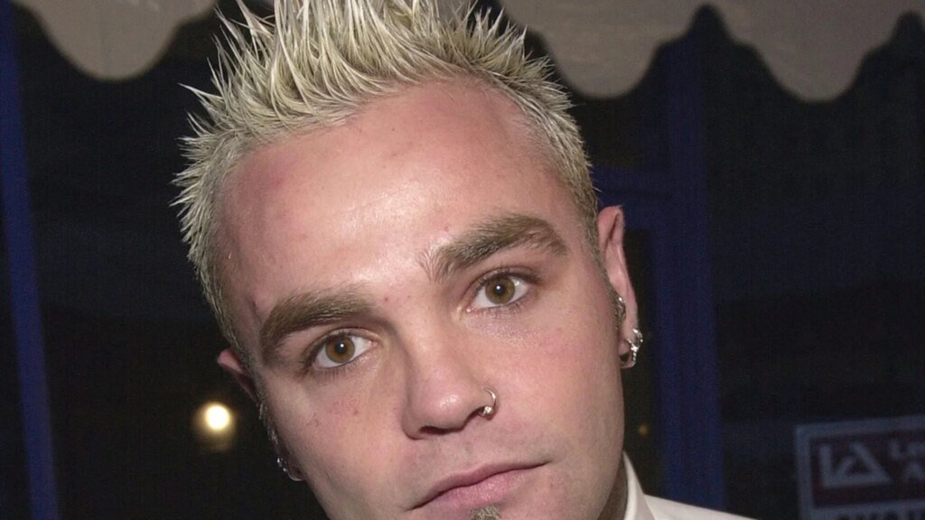 Crazy Town Seth Binzer’s Family Battles Over Rock Star’s Estate Years After Death Crazy Town Seth Binzer's Family Battles Over Rock Star’s Estate Years After Death