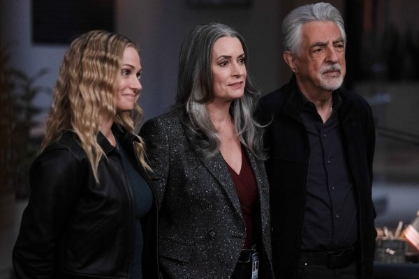Criminal Minds: Evolution: Season Four Premiere Date and Season Five Renewal Revealed for Paramount+ Series – canceled + renewed TV shows, ratings Criminal Minds: Evolution: Season Four Premiere Date and Season Five Renewal Revealed for Paramount+ Series - canceled + renewed TV shows, ratings