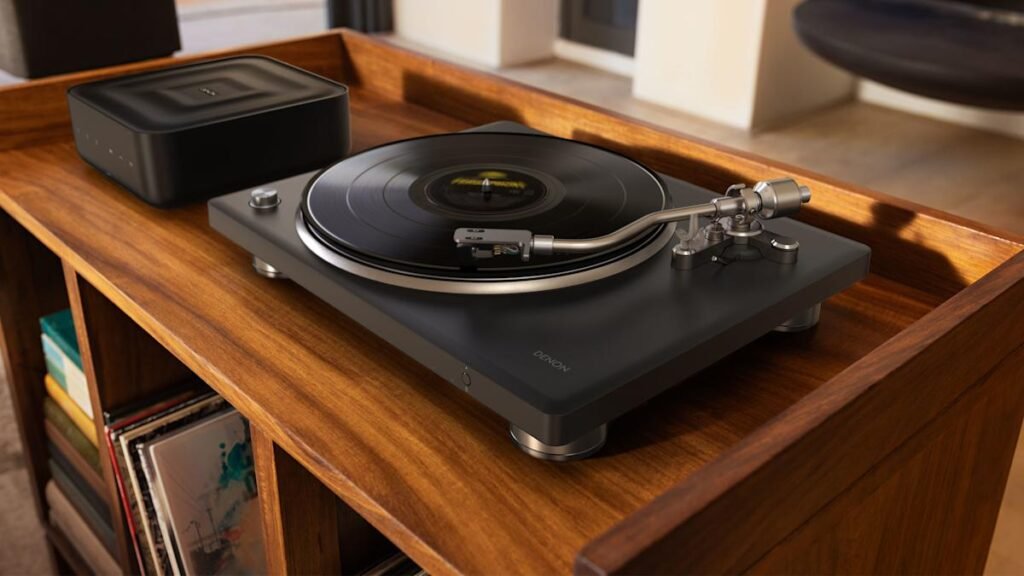 Denon’s DP-500BT turntable combines premium design with Bluetooth streaming for $899 Denon's DP-500BT turntable combines premium design with Bluetooth streaming for $899