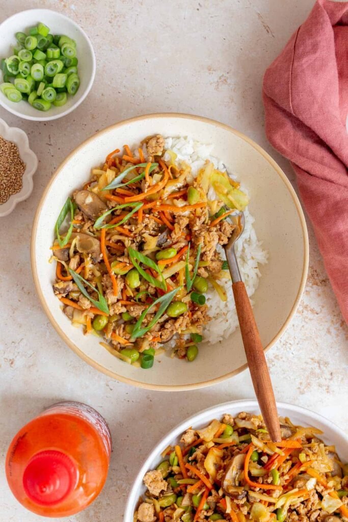 Egg Roll in a Bowl with Ground Turkey and Extra Veggies - Carmy