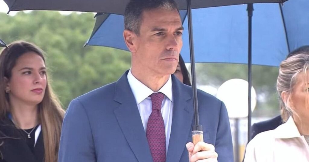 El Gobierno descubre en Huelva una placa por las víctimas de la Universidad Internacional de Andalucía en Adamuz