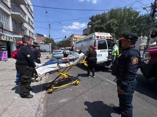 El actor José Ángel Bichir cayó desde un tercer piso; permanece hospitalizado El actor José Ángel Bichir cayó desde un tercer piso; permanece hospitalizado