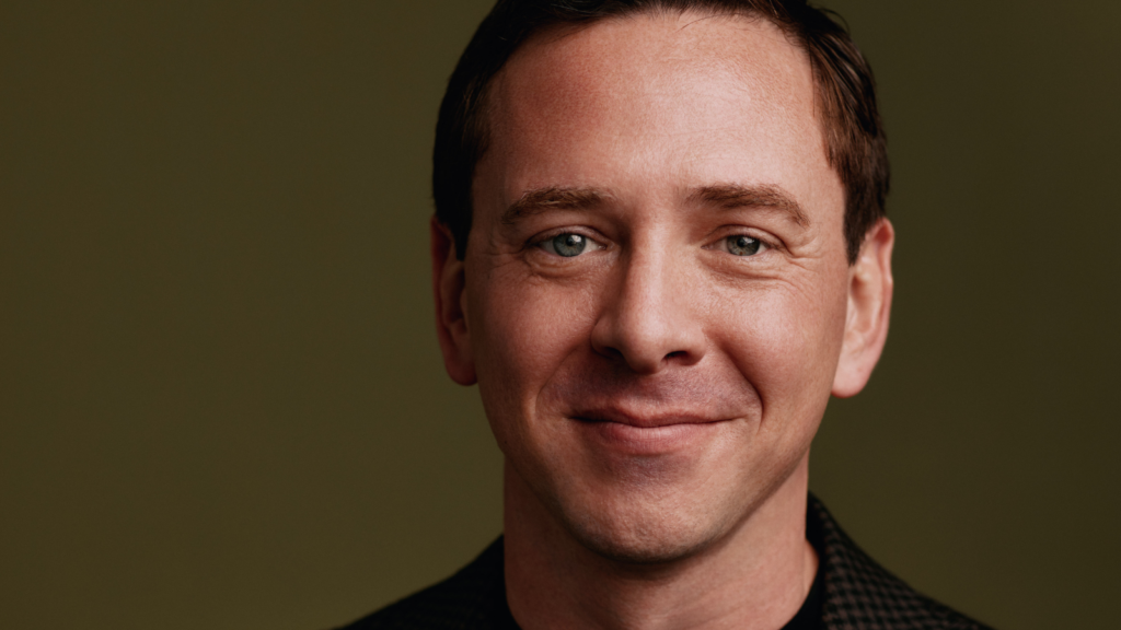 El director ejecutivo Matt Upshaw asume la propiedad de la importante agencia de marketing de entretenimiento Serino Coyne – Celebrity Land El director ejecutivo Matt Upshaw asume la propiedad de la importante agencia de marketing de entretenimiento Serino Coyne – Celebrity Land