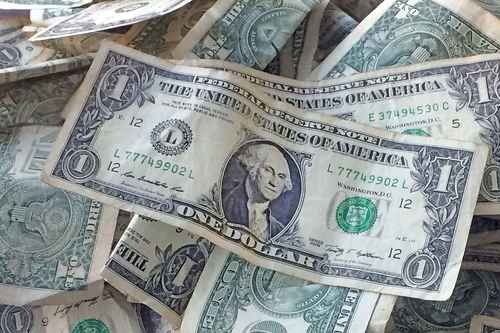 El dólar confirma ser refugio del capital El dólar confirma ser refugio del capital