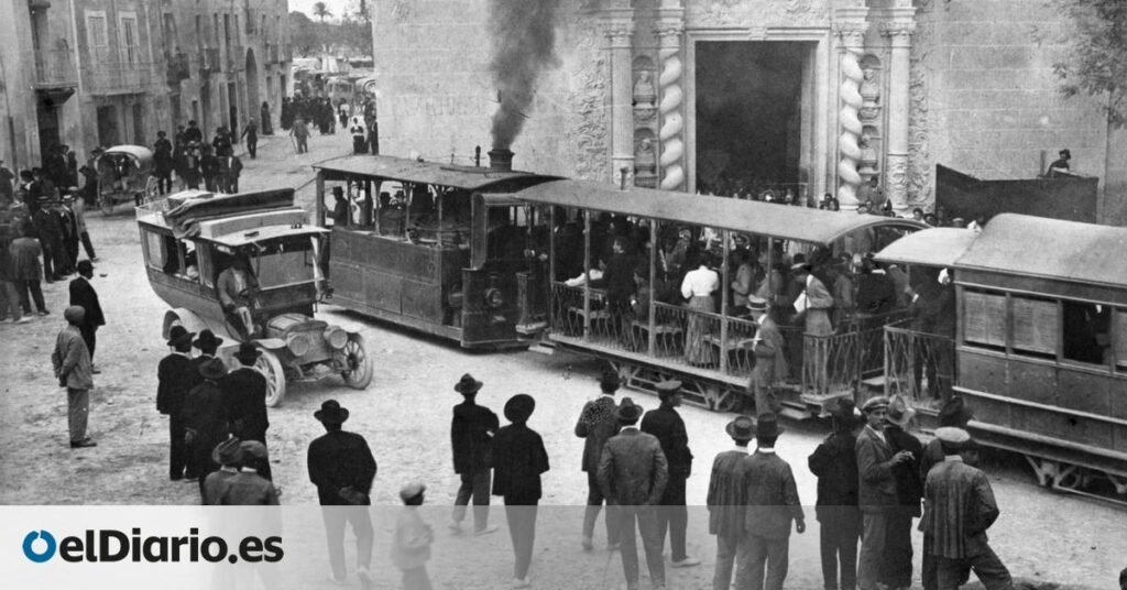 Este tranvía, primero a vapor y luego con electricidad, era conocido como “de la huerta” porque conectaba zonas agrícolas con la capital de esta provincia