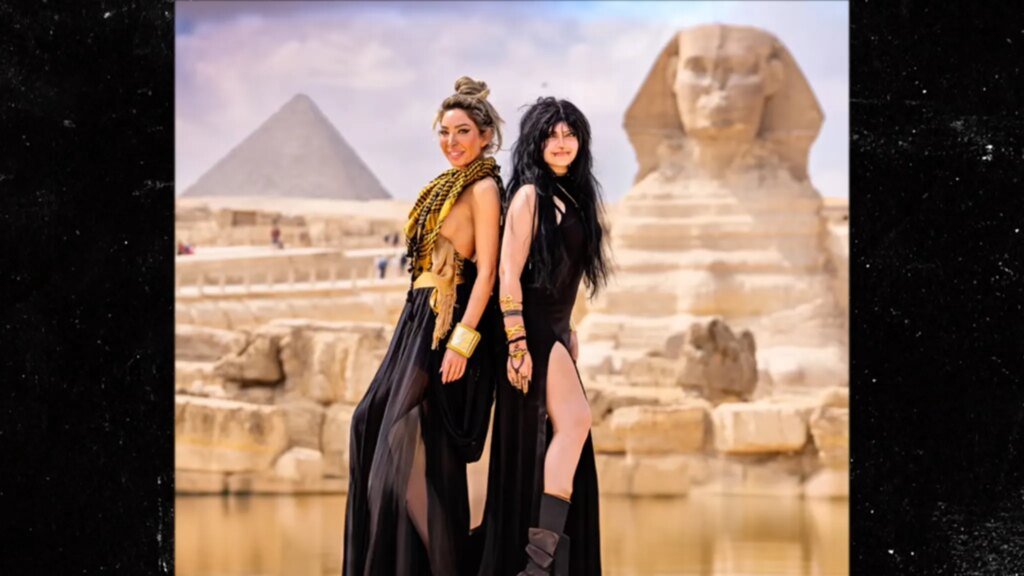 Farrah Abraham Unapologetic Over Egyptian Vacation Outfit Backlash Farrah Abraham Unapologetic Over Egyptian Vacation Outfit Backlash
