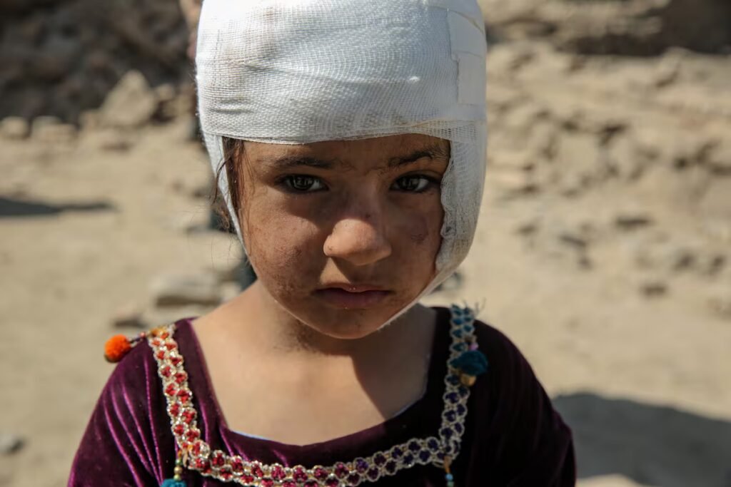 Forced to give birth at a hospital door for not having a male companion: Taliban edicts endanger the lives of Afghan women | International