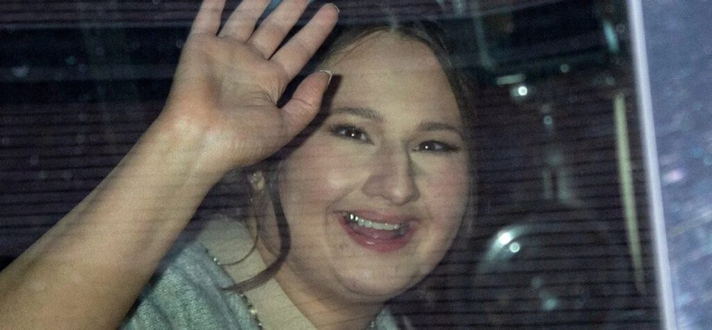 Gypsy Rose Blanchard Turns The Spotlight On Dad And Stepmom