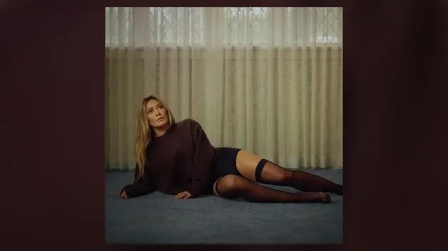 Hilary Duff debuta en el top 10 – Celebrity Land Hilary Duff debuta en el top 10 – Celebrity Land