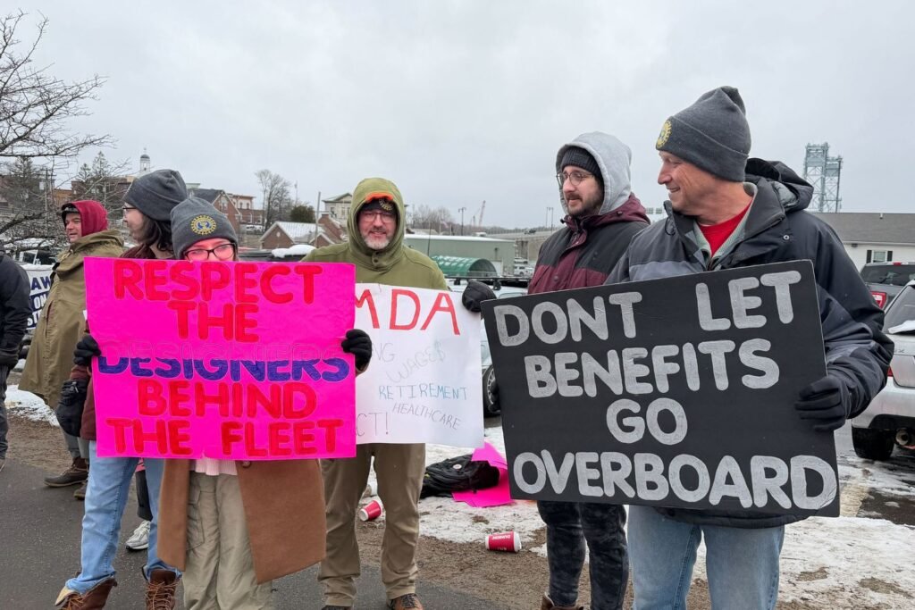 Hundreds go on strike at major Navy shipbuilder in Maine over wages and benefits