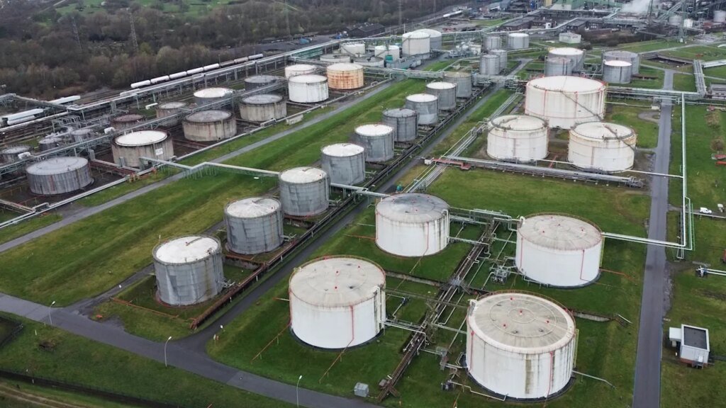 IEA plans to release 400 million barrels of oil to curb the impact of war in Iran