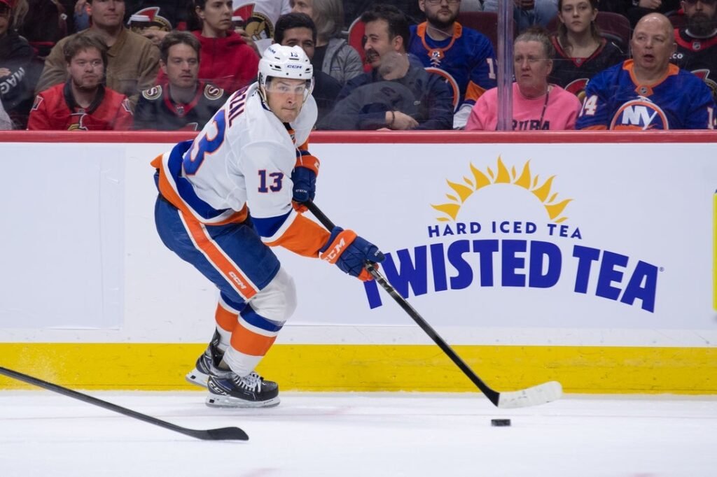 Islanders attempt to extend road success vs. Senators