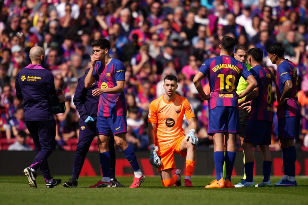 Joan Garcia saves the day Joan Garcia saves the day