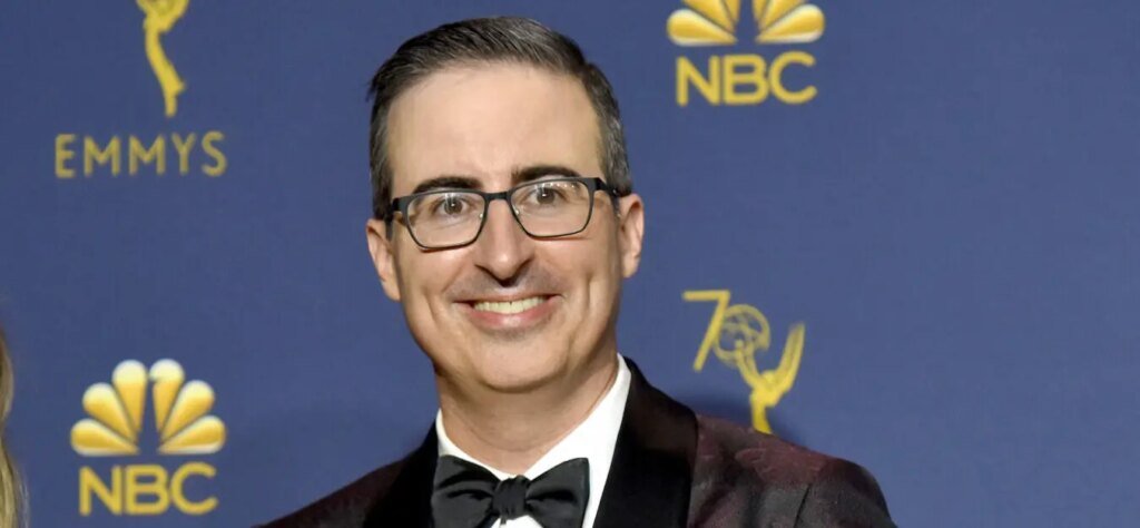 John Oliver Roasts Potential New ‘Business Daddy’ Paramount John Oliver Roasts Potential New 'Business Daddy' Paramount