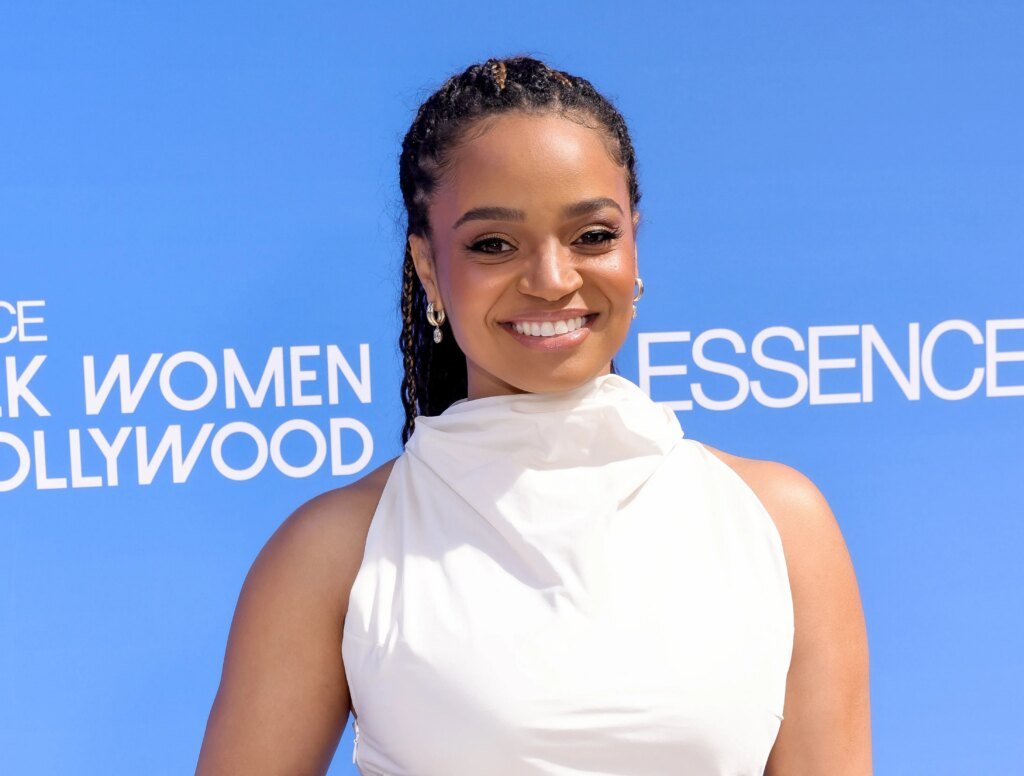 Kyla Pratt Has Fans Losing It Over Her Ageless Glow (PHOTOS) Kyla Pratt Has Fans Losing It Over Her Ageless Glow (PHOTOS)