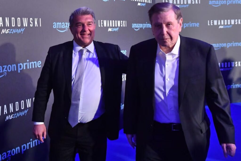 Laporta issues surprising statement on Barcelona transfer plans