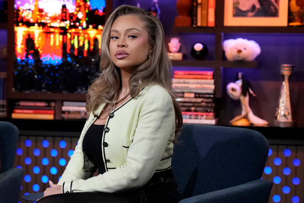 Latto At Center Of Debate, Le'Veon Bell Clowns Her Pregnancy