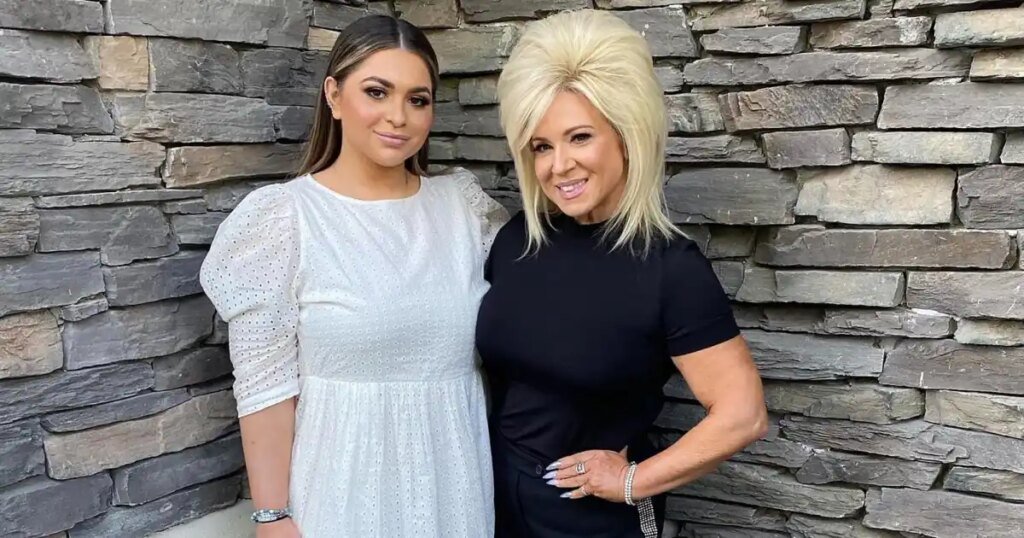 Long Island Medium Theresa Caputo Slams Victoria Body Shame Long Island Medium Theresa Caputo Slams Victoria Body Shame