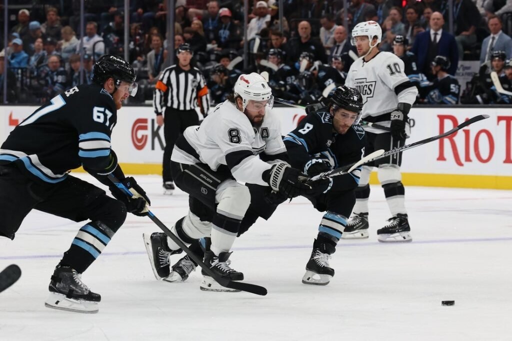 Mammoth's Nick Schmaltz scores twice, including in OT to edge Kings